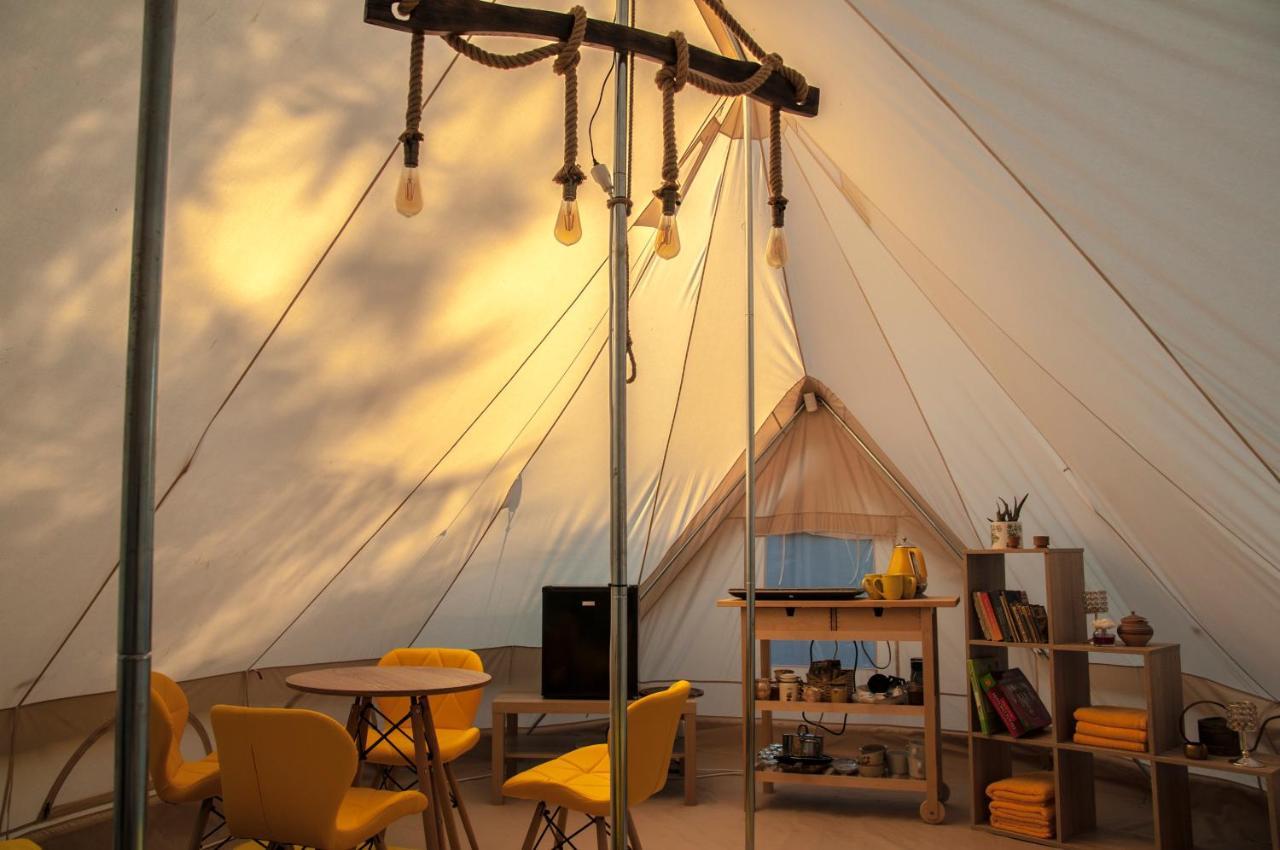 Glamping Z Alpakami Hotel Jankowice  Екстериор снимка